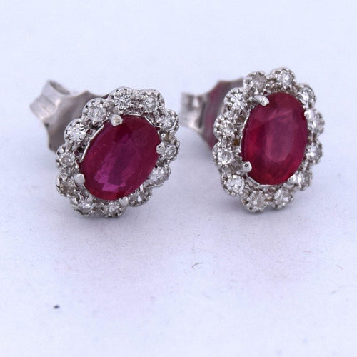 Ohrringe aus Weißgold mit Rubinen und Diamanten 
