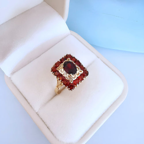 Bague 57.5 Bague or jaune grenats 58 Facettes 1756