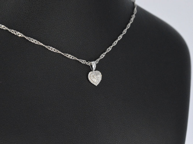 Pendentif Pendentif en or blanc en forme de coeur avec diamants 58 Facettes 2078