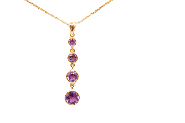 Přívěsek ze žlutého zlata a ametystů 