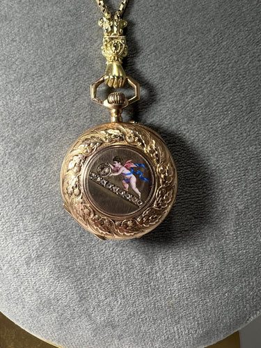 Montre Montre de col émaillé et sa chaîne en or jaune 58 Facettes 226