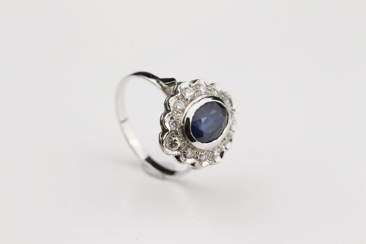 Bague 53 Bague Marguerite Or blanc Saphir Diamants 58 Facettes