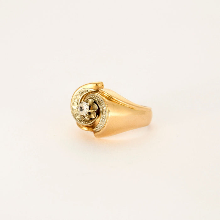 Ring tank yellow gold and white sapphire tourbillon