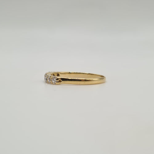 Mezza fedina oro giallo 18 carati incastonato con diamanti 