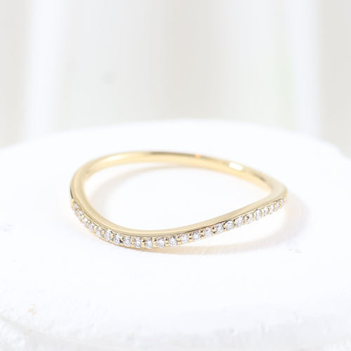 Bague 54 Bague en or jaune sertie de diamants taille brillant 58 Facettes J020000200