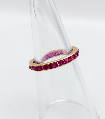 Vigselring amerikansk Art Deco roséguld, syntetiska kalibrerade rubiner 