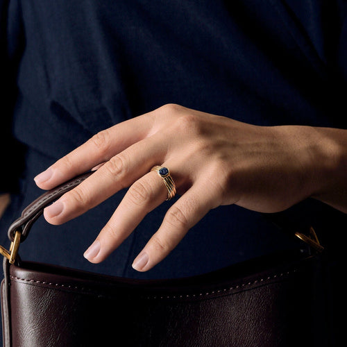 Bague 54 Bague jonc en or jaune et saphir 58 Facettes LOR3887X2