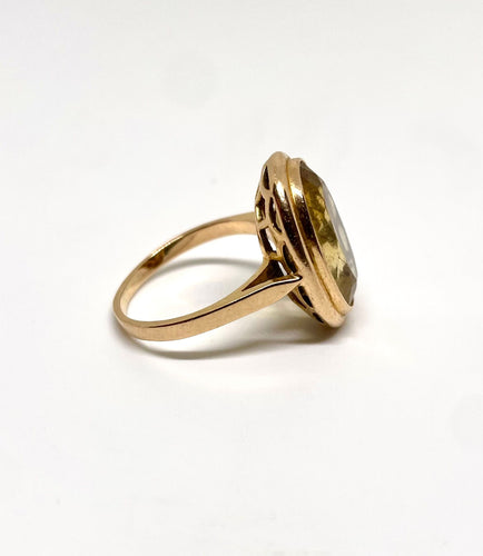 Bague 53 Bague cocktail en or jaune et citrine 58 Facettes