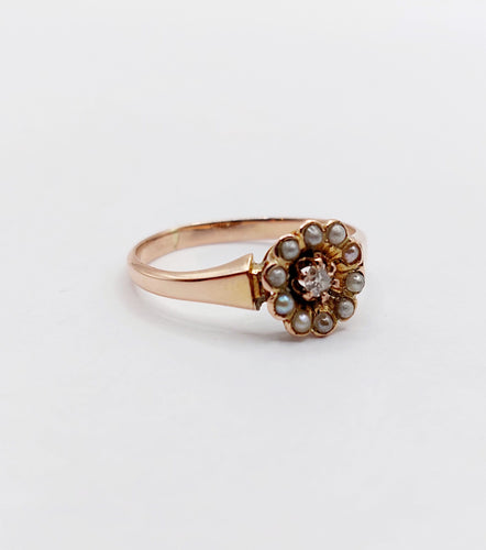 Bague 51.5 Bague marguerite or rose, diamant et perles (circa 1900) 58 Facettes A06283