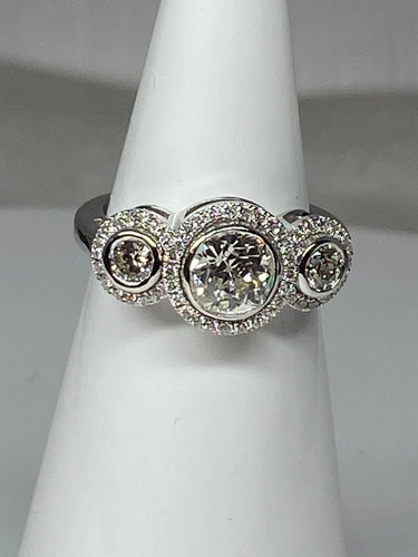 Bague 52 Bague de fiançailles, diamants 58 Facettes AB48