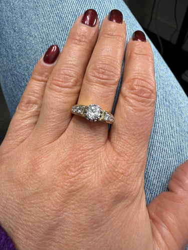 Bague Bague vintage Or jaune et Diamants 58 Facettes 1.0000371/1