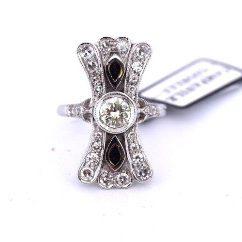 Bague 54 Bague en or avec onyx et diamants 58 Facettes