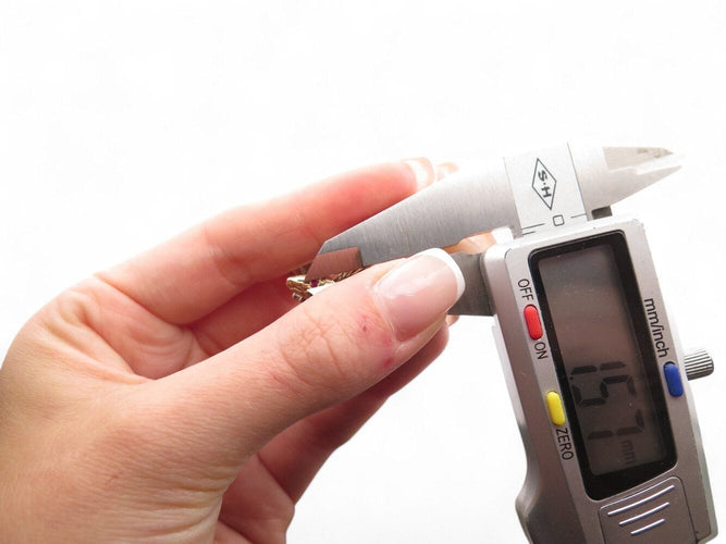 Bague 45 bague ATELIER VM angelo serpent t45 en or jaune 9k rubis diamant 58 Facettes 269544