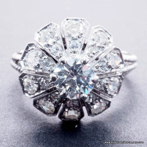 Bague 56 Bague marguerite diamants époque Art Déco 58 Facettes 4072