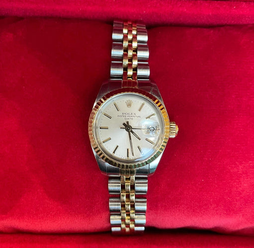 Montre ROLEX - Montre femme OYSTER Perpetual Date 26 en or jaune et acier 58 Facettes