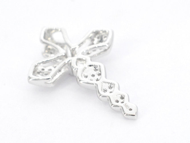 Pendentif Pendentif en or blanc avec diamants 58 Facettes 2336