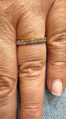 Bague 55 Demi alliance en diamants or jaune 58 Facettes