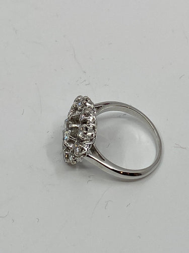 Bague 51 Bague marguerite, diamants 58 Facettes AB15