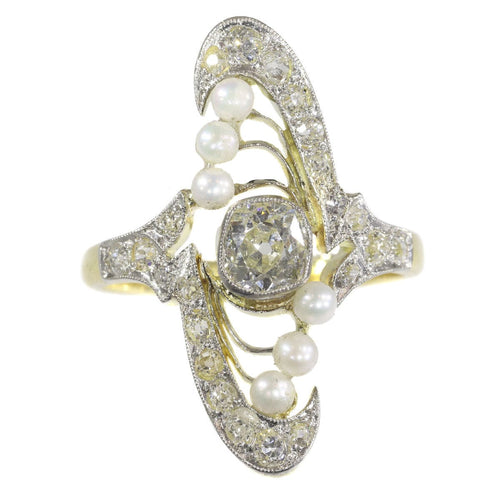 Bague 60 Flow of Love : une bague Art Nouveau en diamant et perle 58 Facettes 21042-0185