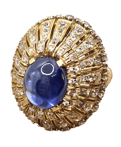 Vintage prsten ve stylu trombina s kabošonovým safírem a diamanty z 18k žlutého zlata