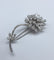 Broche BROCHE MOTIF FLORAL PLATINE ET DIAMANTS 58 Facettes 250194