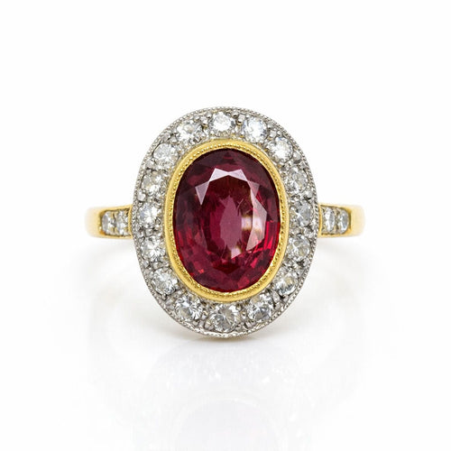Bague 55 Bague vintage en or jaune avec halo de rubellite et de diamants. 58 Facettes 50347