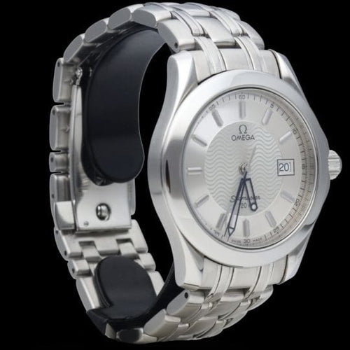 Montre Omega Montre Seamaster 120M 58 Facettes MT39862