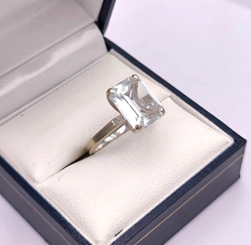 Bague 50 Bague vintage or gris aigue-marine 58 Facettes