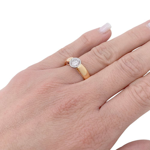 Bague 54 Bague solitaire or jaune, platine. 58 Facettes 32407