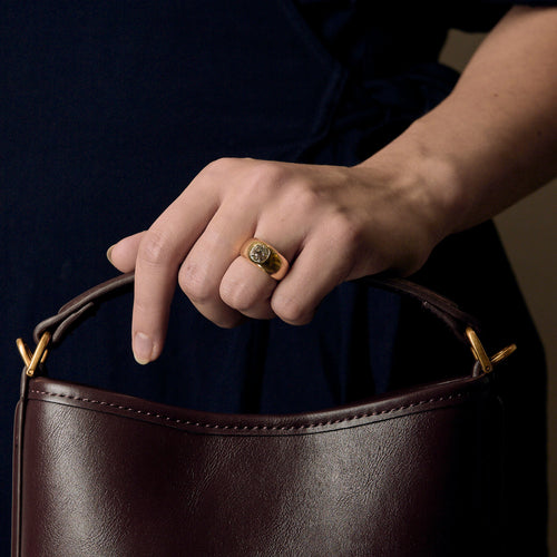 Anello la Anello con sigillo oro giallo e diamante cuscino 