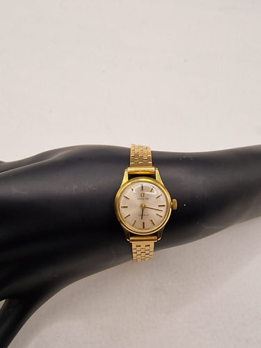 Montre OMEGA - Montre Genève vintage en or jaune 58 Facettes