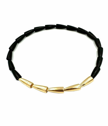 Collier VHERNIER. Collier "Calla" ébène et or jaune 18K 58 Facettes