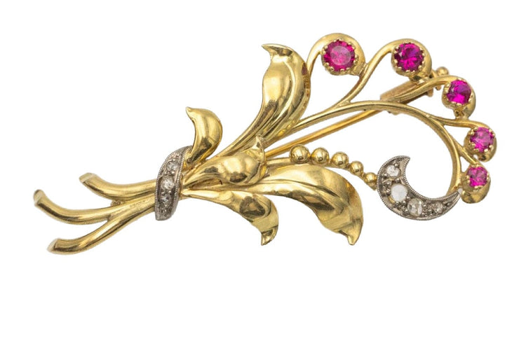 Gold brooch, bouquet of flowers with synthetic rubies and diamonds, first half of the 20th century. 58 Facettes 10832