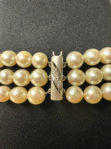 Collier Collier Perles de culture- 3 rangs - Fermoir Or blanc 58 Facettes 1.0000481/1
