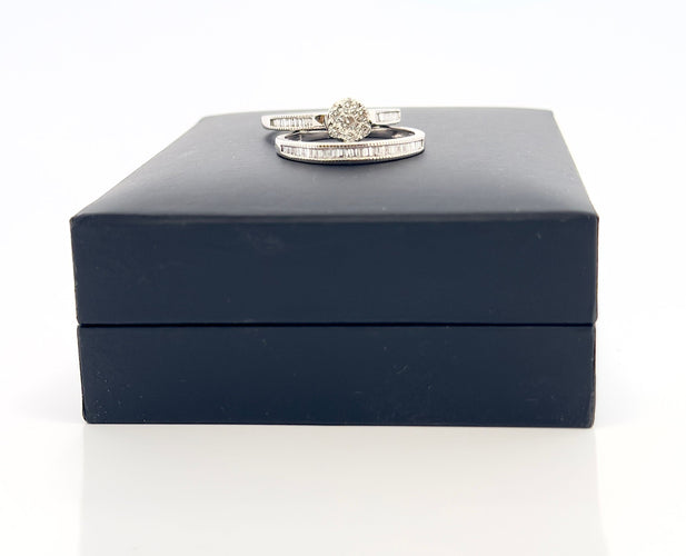 Bague 56 Bague de fiançailles + alliance en or et diamants 58 Facettes