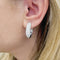 Boucles d'oreilles Paire de créoles or blanc et diamants. 58 Facettes 34514