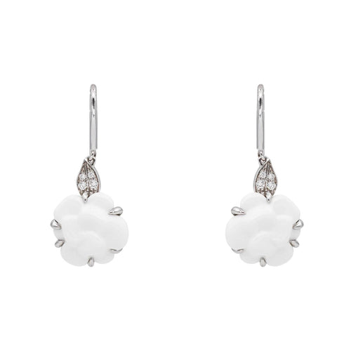 Boucles d'oreilles Chanel Boucles d'oreilles Dormeuses Camélia Or blanc Agate, Diamant 58 Facettes 4944033RV