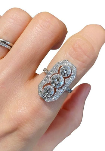 Bague 52 Bague style Art Déco en platine et diamants 58 Facettes