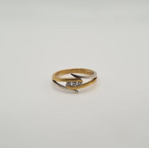 Bague 50.5 Bague or jaune et blanc sertie de diamants 58 Facettes