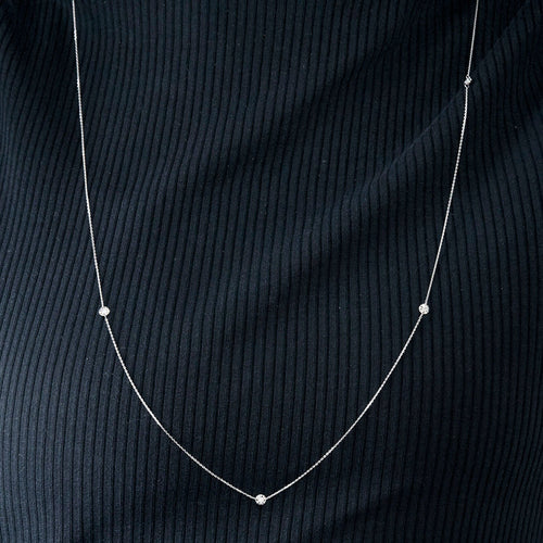 Collier COLLIER OR BLANC SAUTOIR 5 DIAMANTS 58 Facettes M8927