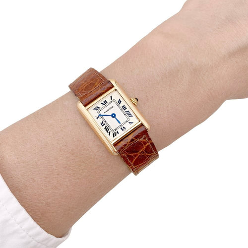 Montre Montre Cartier "Tank Louis Cartier" en or jaune. 58 Facettes 34856