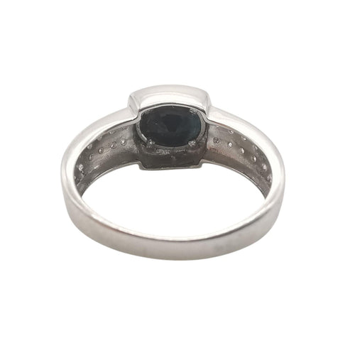 Bague 55 Bague en or blanc saphir et diamants 58 Facettes