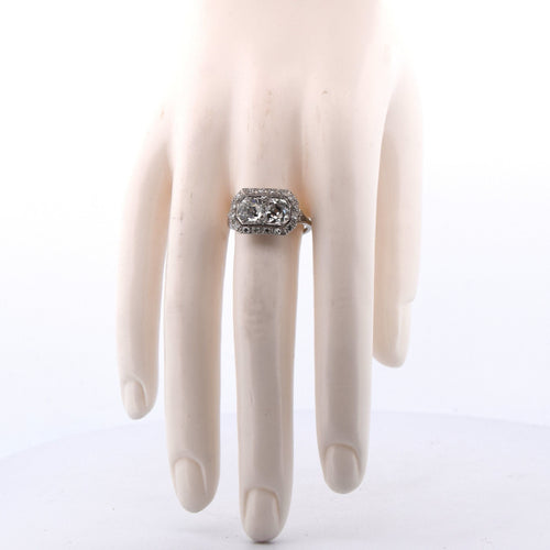 Bague 59 Bague déco en platine et diamants 58 Facettes