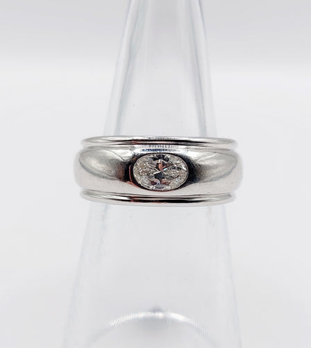 Bague 51 Boucheron - Bague Axelle bombée en or blanc 18k et diamant ovale 0,40 carat 58 Facettes A06571