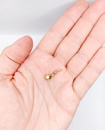 Pendentif Pendentif antique or jaune serre d'aigle et perle 58 Facettes A05685