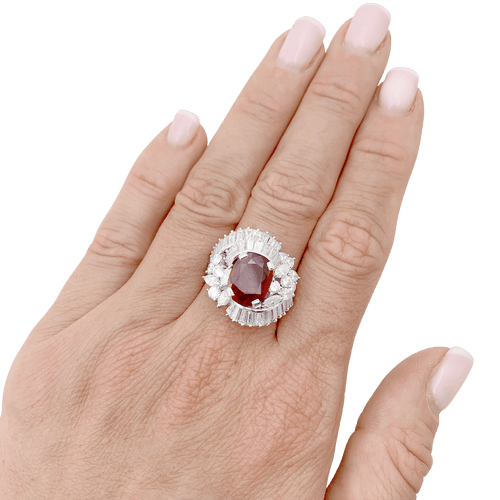 Bague 56 Bague jupe rubis, diamants, platine. 58 Facettes 34673