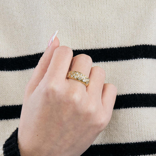 Bague 56 Bague or jaune sertie de 19 diamants de 0,09 ct (1.71ct au total) 58 Facettes 1-0000212/1