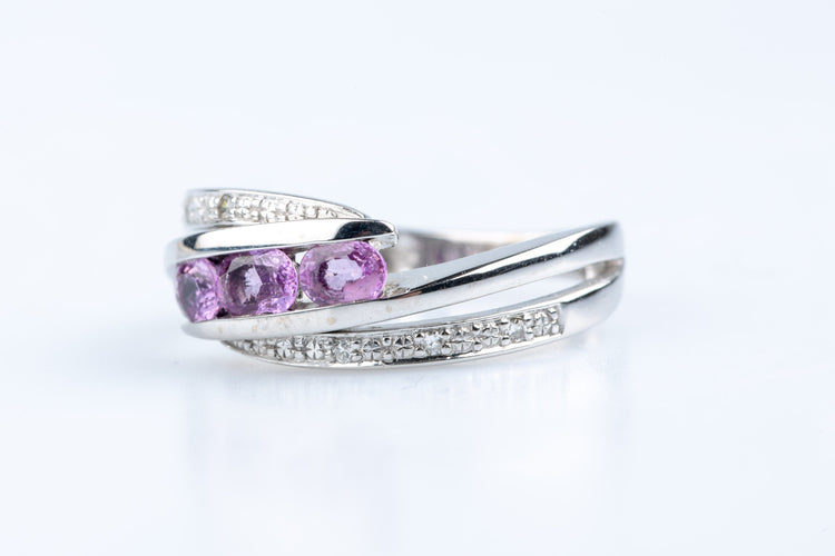 Bague 55 Bague or blanc, améthystes et diamants 58 Facettes BG-NE352-107
