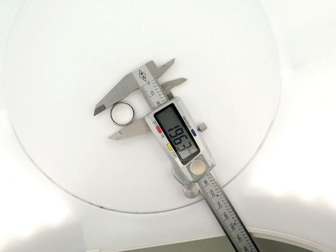 Bague 50 bague CHANEL alliance or blanc 18k 3.4gr et diamants 2.65ct 58 Facettes 246351