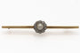 Broche Broche ancienne en or avec une perle et des saphirs blancs, Suède, vers 1920. 58 Facettes 9114